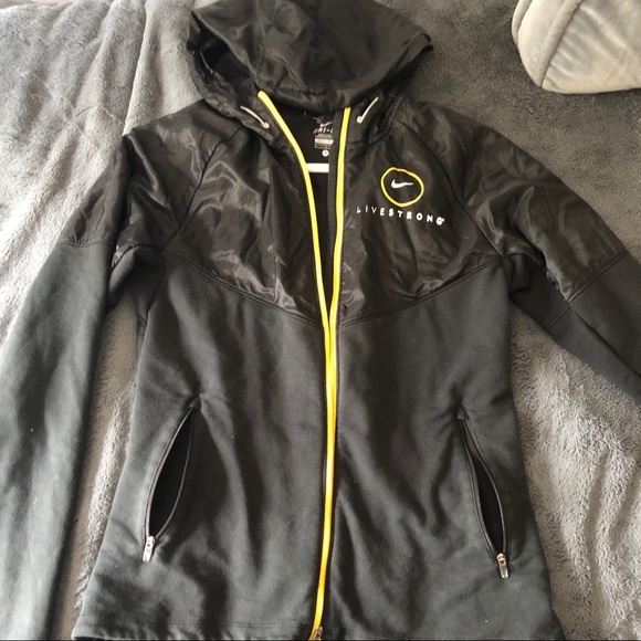 Nike Jacket! - Picture 1 of 4